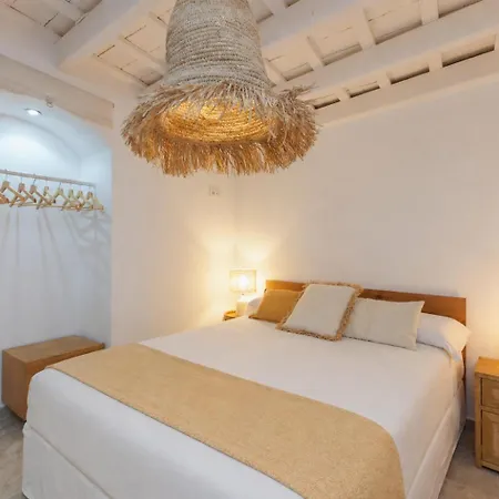 Silos Secret - Boutique | Patio - A/c | Old Town